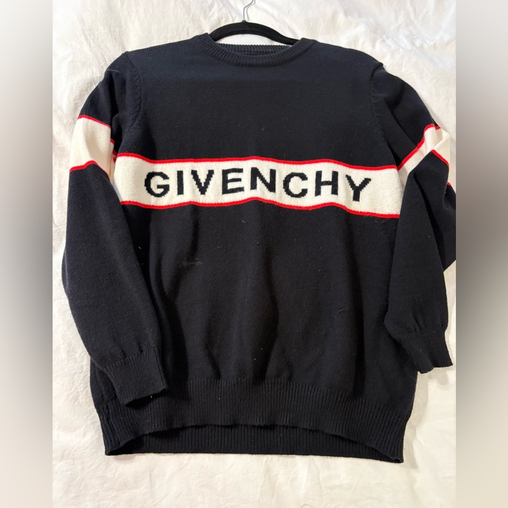 Givenchy logo sweater